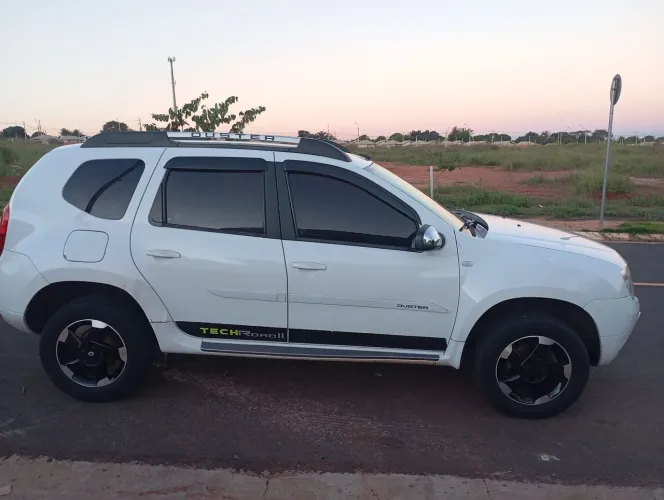 Renault Duster Dynamique 2.0 Hi-flex 16V Mec. 2014