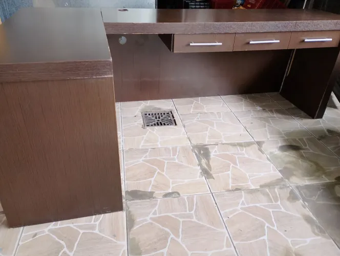 Vende-se Mesa de Escritório em L