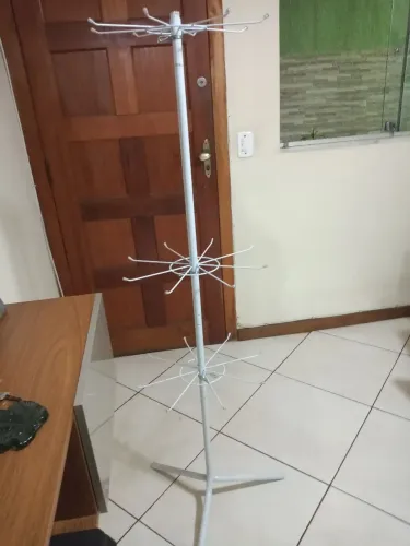EXPOSITOR GIRATÓRIO DE CHÃO