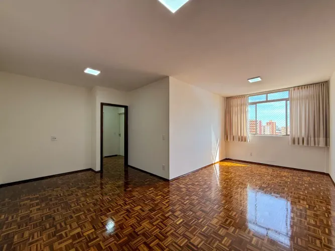 Apartamento 3 quartos na Vila Redentora - 1 suíte climatizada, reformado, andar alto - R$
