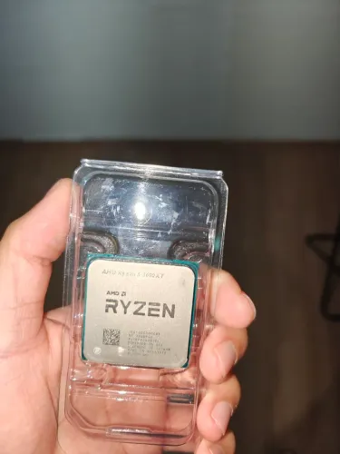 Ryzen 5 3600xt + AMD wraith prism
