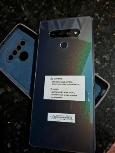 Vendo celular LG k71 ótimo estado,  vendo junto celular Samsung bem usado em funcionando 