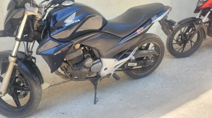 Cb 300 2012