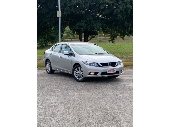Honda Civic Sedan LXS 1.8/1.8 Flex 16V Mec. 4P 2012