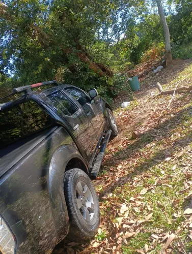 Nissan Frontier SE Attack CD 4X2 2.5 TB Diesel 2012