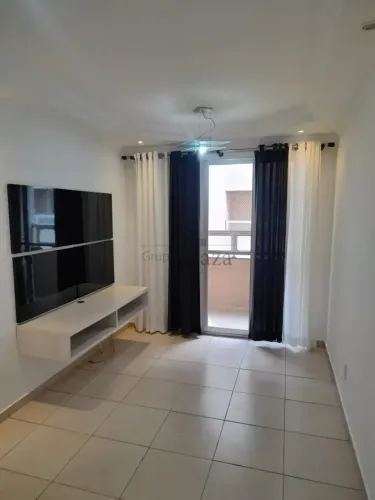 Apartamento para aluguel com 54 metros quadrados com 2 quartos