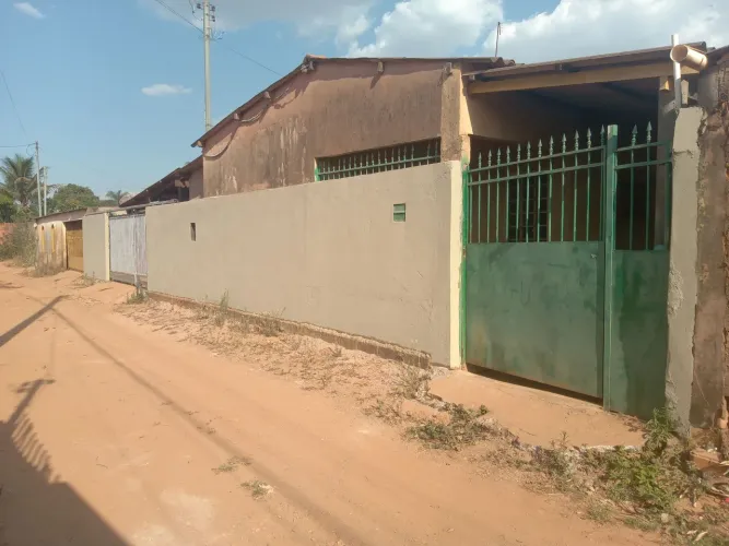 Vendo imóvel com 2 casas