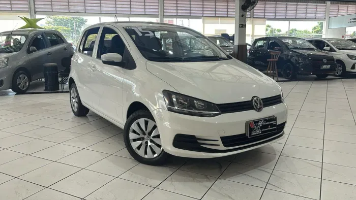 Volkswagen Fox Trendline 1.6 Flex 8V 5P 2015
