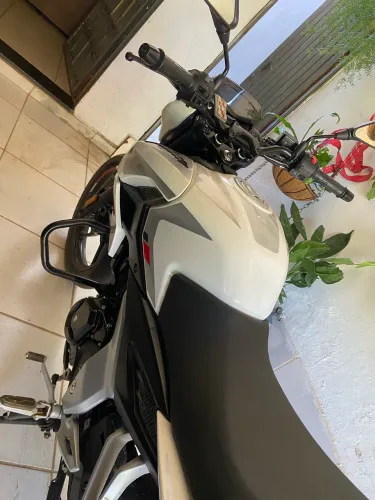Moto pulsar bajaj 150