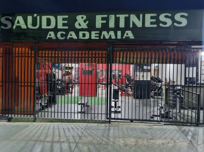 Vende se Academia Completa 
