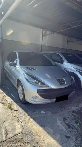 Peugeot 207 XR Sport 1.4 Flex 8V 5P 2010