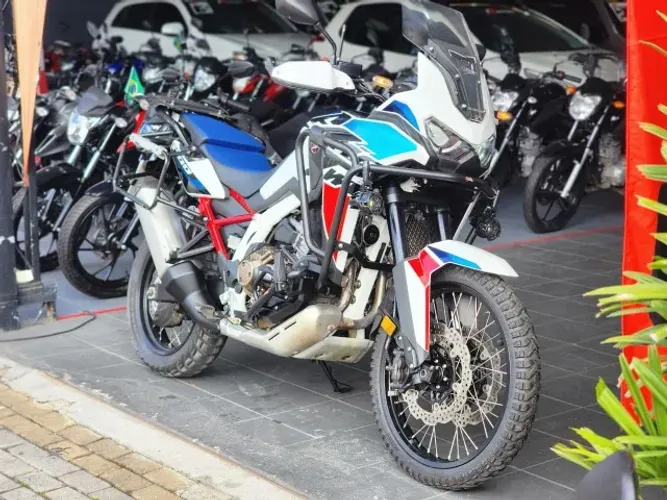 Africa Twin 1100L Impecável