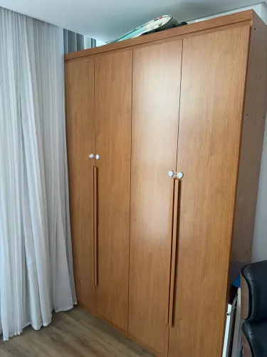 ARMÁRIO 100% MDF