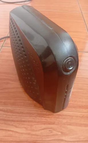 Estabilizador TS Shara Verti II 300VA Bivolt - 4 tomadas