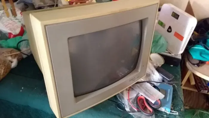 Monitor 12 polegadas Vintage Amstrad/IBM PC CGA Angra Verde Anos 80 - Leia Descrição - RJ