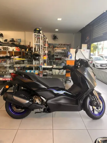 YAMAHA XMAX 300