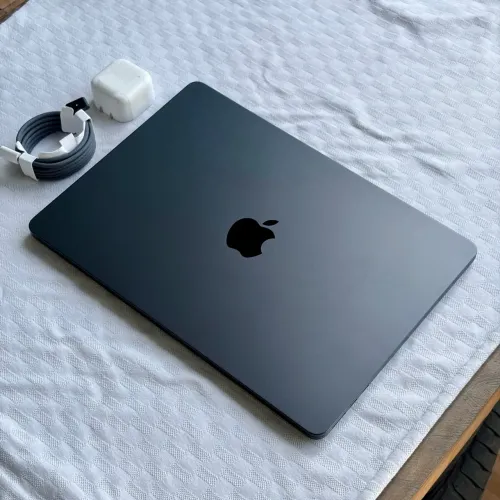 Apple MacBook Air M5 13?