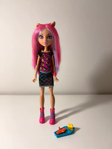 Boneca Monster High Howleen Wolf