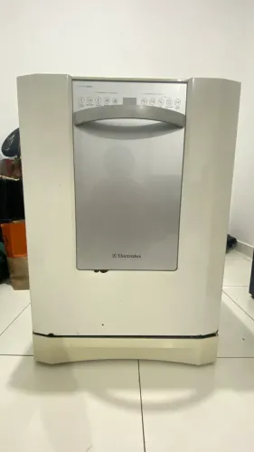 Lava louças Electrolux Blue Touch 12 serviços - 110V