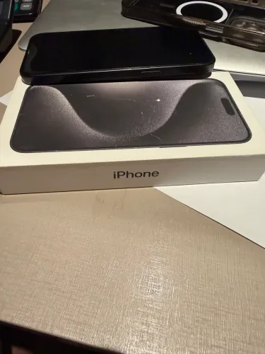 iPhone 15 pro max 512