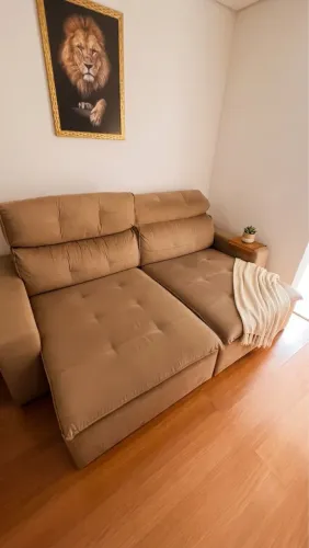 Sofá retrátil semi novo 