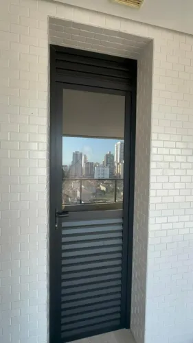 Porta de aluminio para cozinha