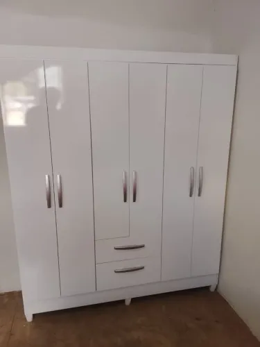 GUARDA ROUPA NOVO GRÁTIS MONTAGEM