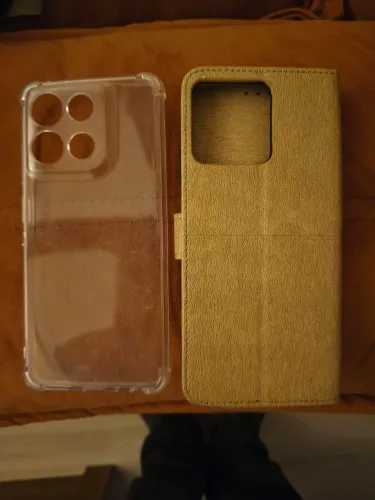 Capa celular Motorola g56