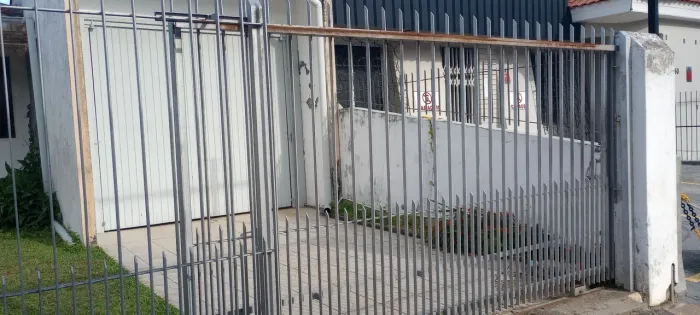 Portão de ferro de correr