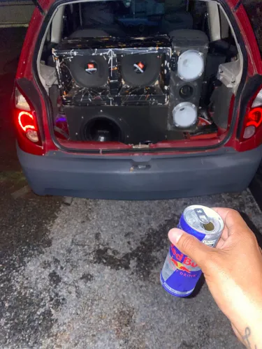Som automotivo