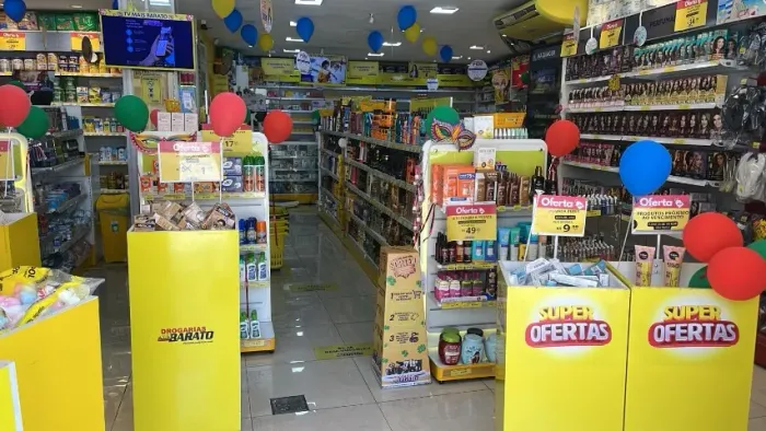 Mobiliário de Farmácia - pouquíssimo uso