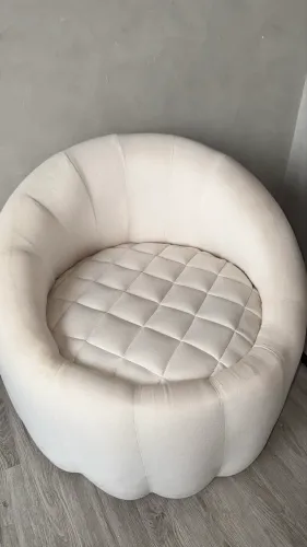 Poltrona orgânica em linho