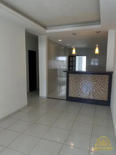 CASA COM 3 DORMITÓRIOS EM MANGABEIRA