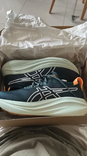 Tênis asics gel nimbus 27