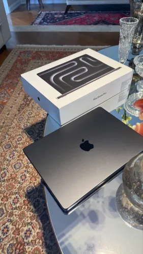 MacBook Pro M5 - 1TB 16GB | Novos e Lacrados