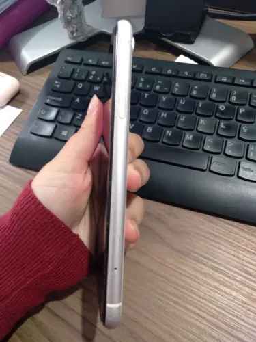 iPhone XR 64GB