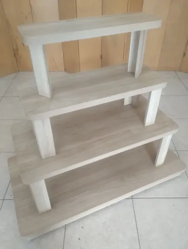  Vendo Ilha Expositora MDF duplo c/ rodinha seminovo