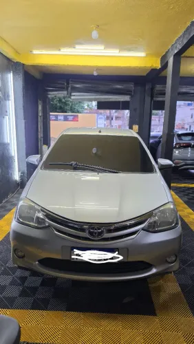Toyota Etios XLS Sedan 1.5 Flex 16V 4P Mec. 2016