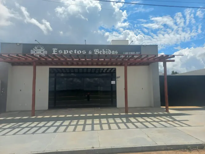 SALA COMERCIAL / COM APARTAMENTO