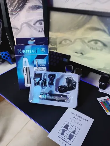 Aparador Kemei 4 em 1 Recarregável - Novo na Caixa