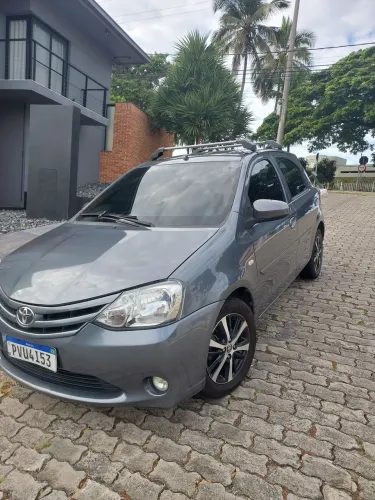 Toyota Etios X 1.3 Flex 16V 5P Mec. 2015
