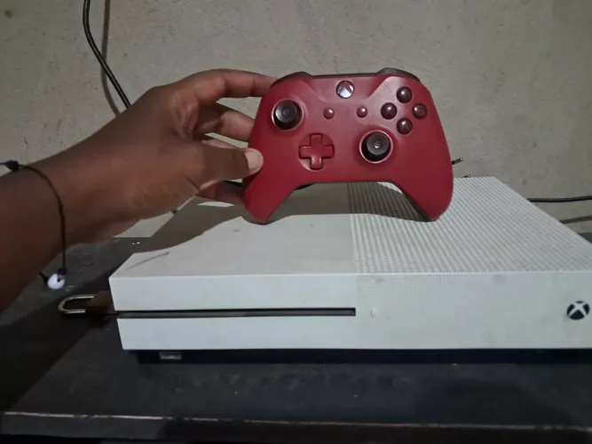 Vendo um Xbox one s
