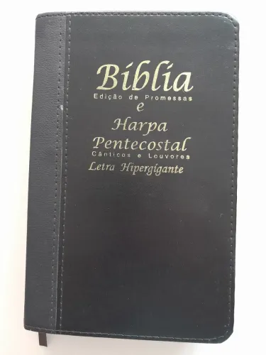 Bíblia Letra hipergigante com harpa cristã preta