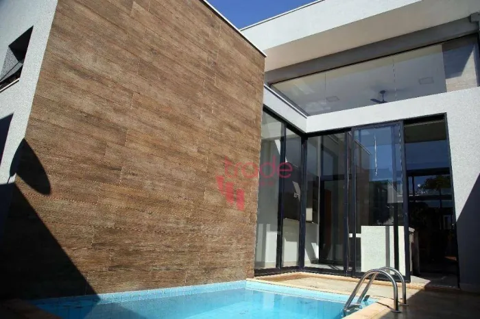 Casa Térrea em Condomínio Fechado para Venda e Locação de 03 Quartos sendo 02 Suítes no Ba