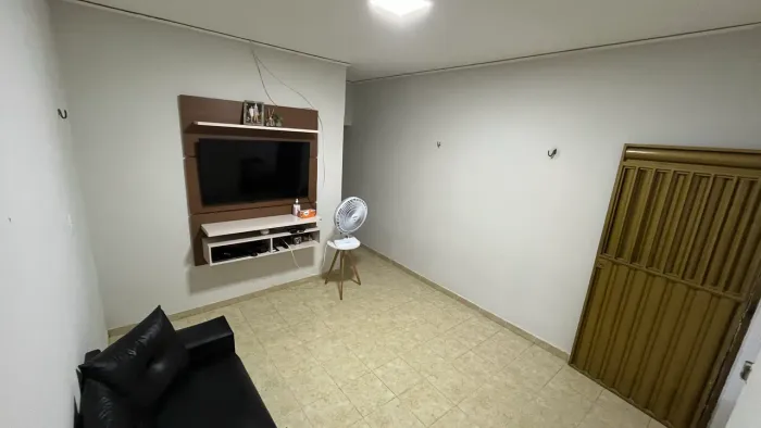 CASA A VENDA