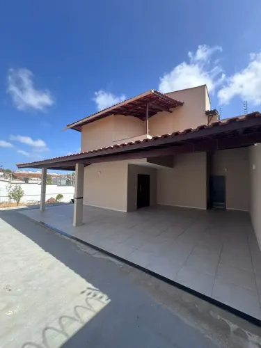 Alugo Casa Duplex no Araçagy
