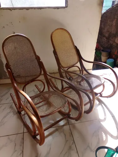 CADEIRAS DE BALANÇO ANTIGAS