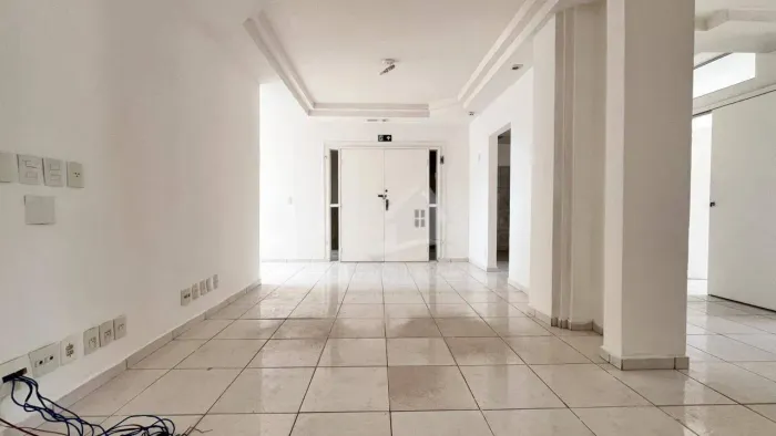 Sala comercial à venda, 148 m² por R$ 950.000 - Centro - Juiz de Fora/MG