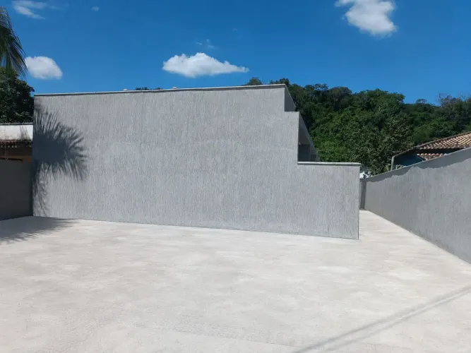 Casas com 2 quartos em Rio do Ouro - São Gonçalo - RJ