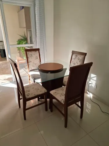 Mesa de Jantar 4 Lugares 